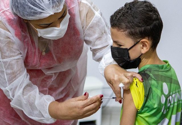 SP vai intensificar vacinação infantil com aplicação nas escolas SP vai intensificar vacinação infantil com aplicação nas escolas