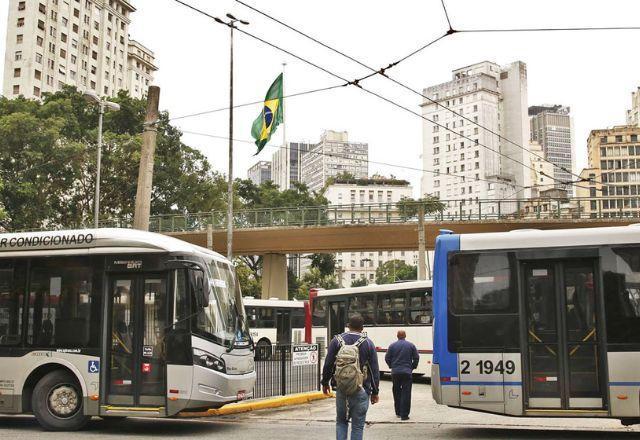 Prefeitura entra na Justiça para impedir greve de motoristas e cobradores