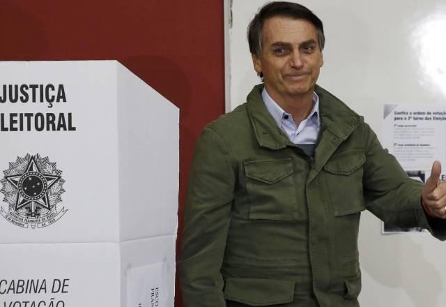 Presidente Bolsonaro votando em 2018