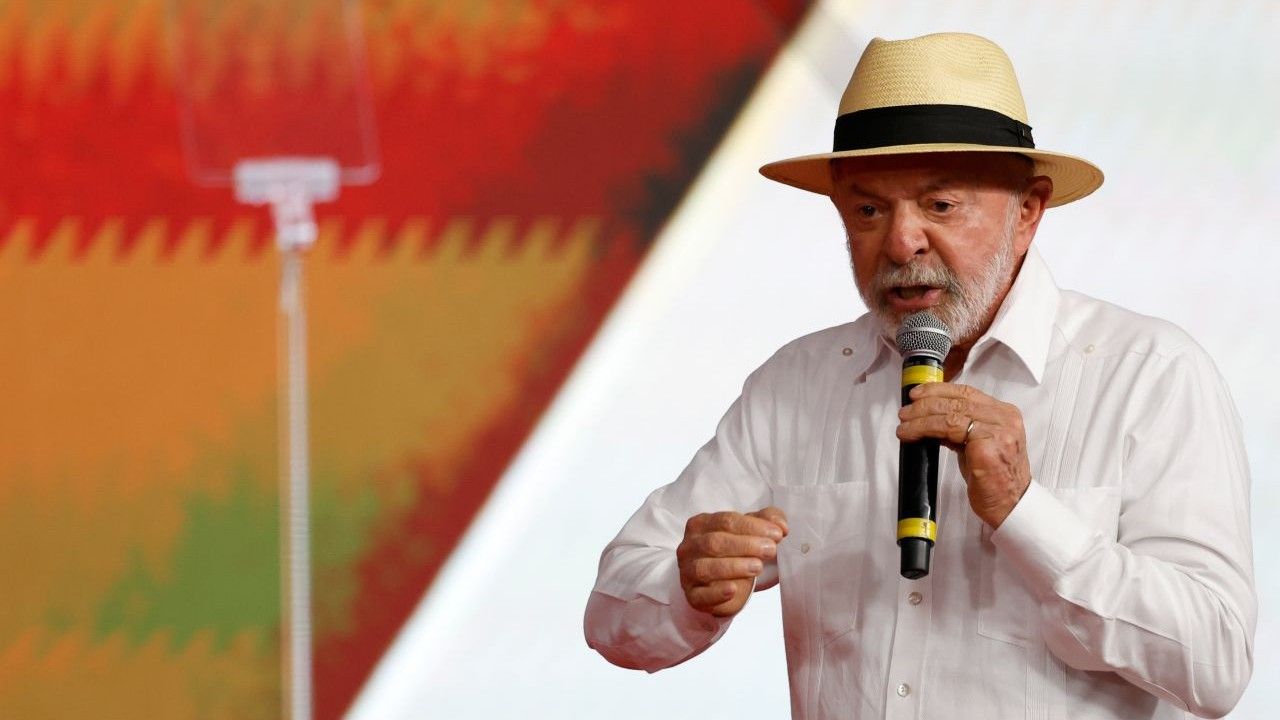 Lula cumprimenta Espriella, presidente eleito da Colômbia