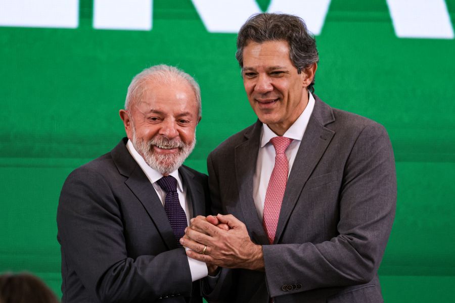Presidente Lula (PT) e ministro da Fazenda, Fernando Haddad, em foto de dezembro de 2025 | Divulgação/Marcelo Camargo/Agência Brasil