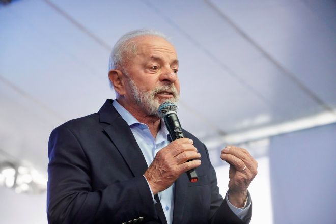 Presidente Lula (PT) elogiou Alckmin (PSB) como "exímio negociador" e reclamou que "ninguém quer conversar" com vice-presidente sobre tarifaço | Divulgação/Cadu Gomes/VPR