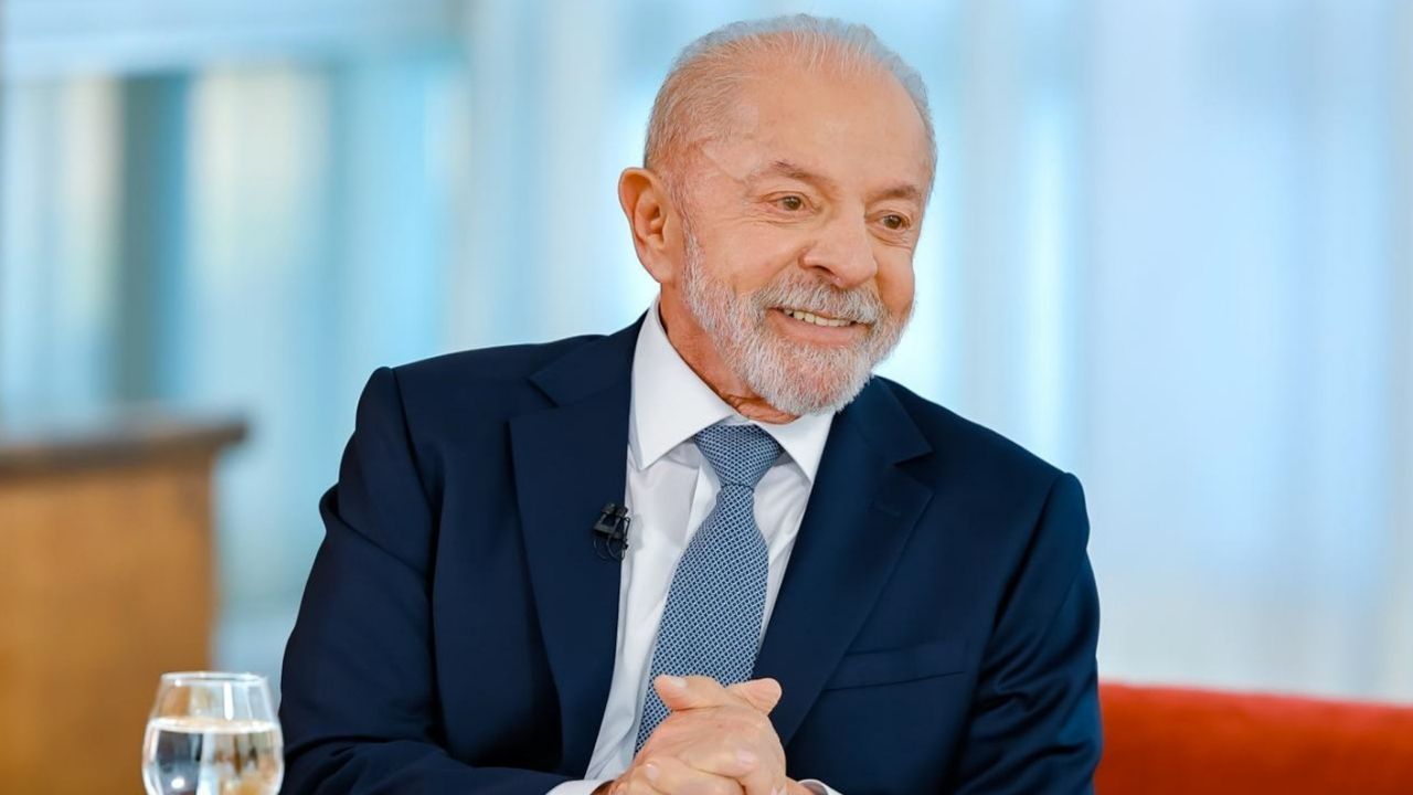 Lula cancela agenda após mau tempo impedir pouso de aeronave