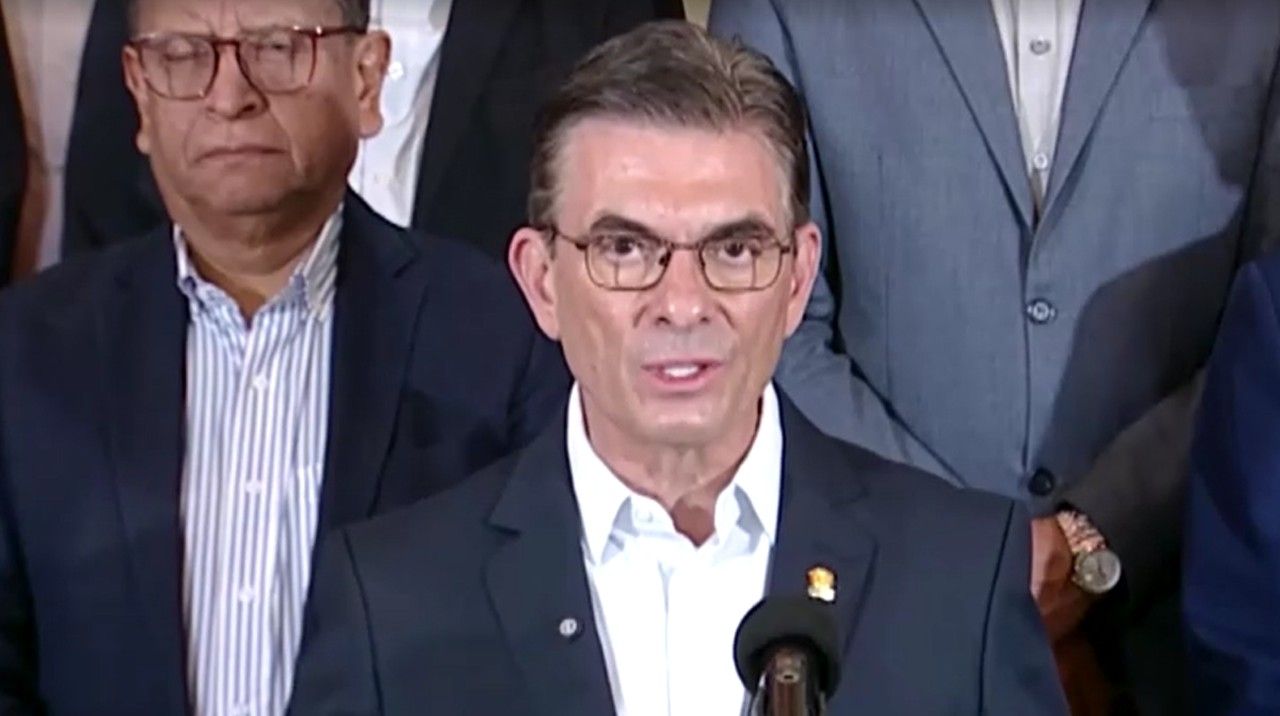 Bolívia decreta estado de emergência após protestos Bolívia decreta estado de emergência após protestos