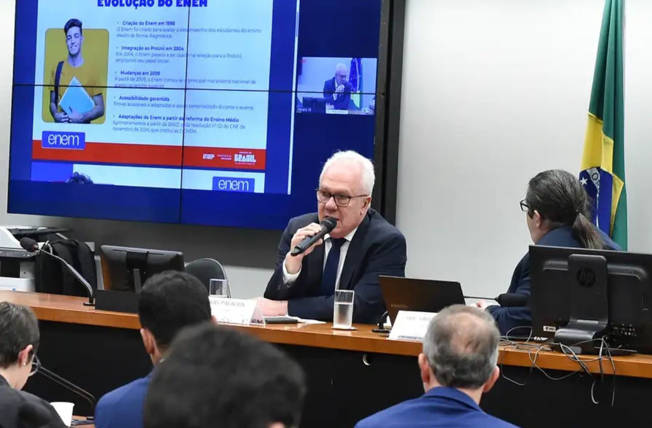 Palacios: "Não houve vazamento! O que houve foi uma tentativa de reprodução de itens memorizados" |  Zeca Ribeiro/Agência Câmara