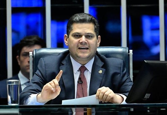 Presidente do Senado, Davi Alcolumbre (União Brasil-AP), convocou nova sessão para quinta (7) | Divulgação/Andressa Anholete/Agência Senado