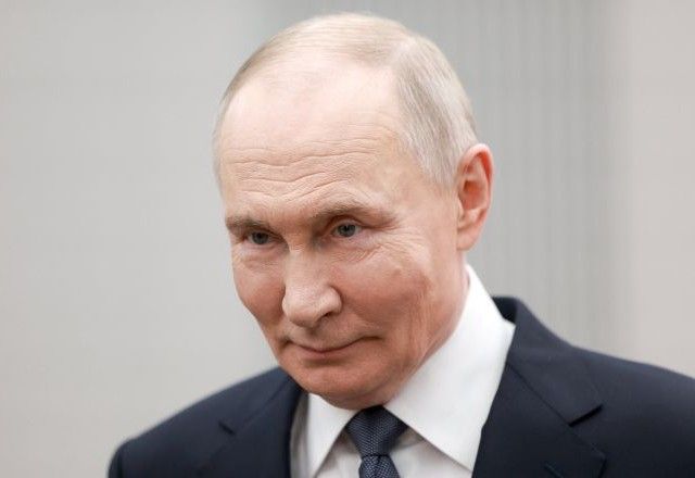 Putin diz que Rússia tomará toda região ucraniana de Donbas, militarmente ou não