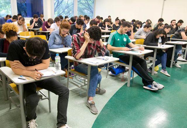 Primeira fase da Fuvest será neste domingo