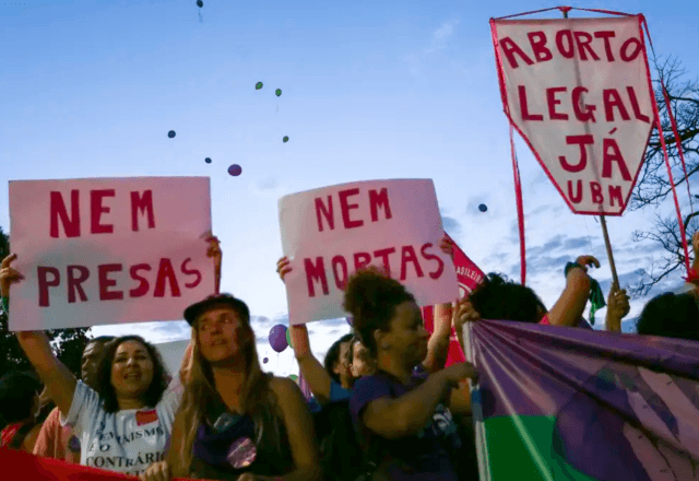Protesto contra PL Antiaborto por Estupro | Fabio Rodrigues Pozzebom/Agência Brasil