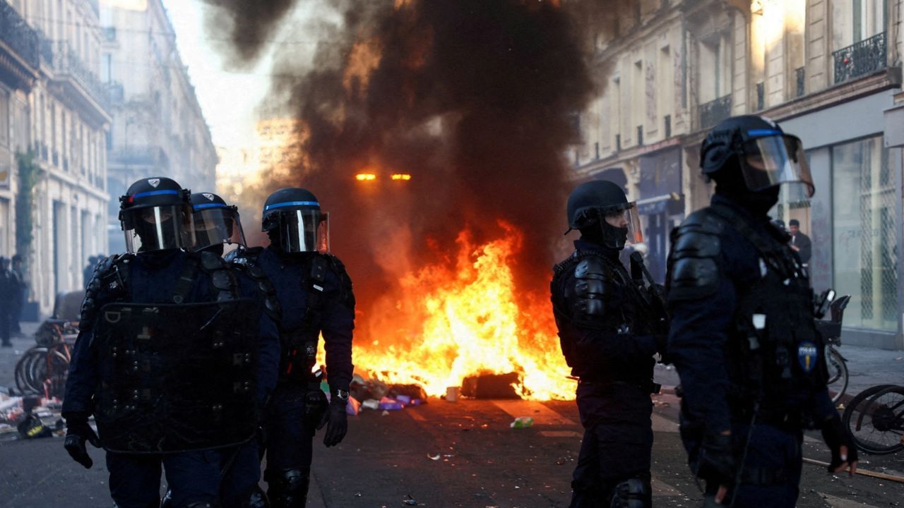 Forças militares vão atuar contra protestos na França
