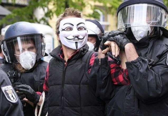 Protestos na Alemanha criticam medidas de isolamento