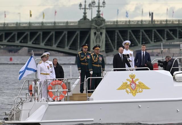 Putin anuncia uso de mísseis Zircon na guerra da Ucrânia Putin anuncia uso de mísseis Zircon na guerra da Ucrânia