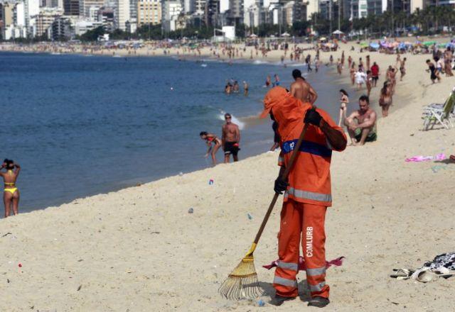 Quantidade recolhida é quase o dobro do coletado em um fim de semana típico de verão, que fica em torno de 350 toneladas | Prefeitura do Rio