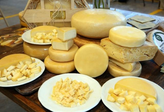 Queijo Minas Artesanal
