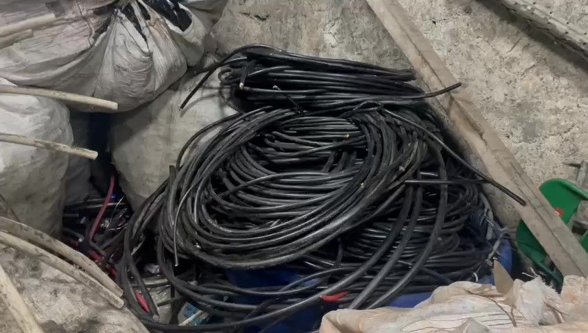 Toneladas de material metálico irregular foram apreendidas | Reprodução