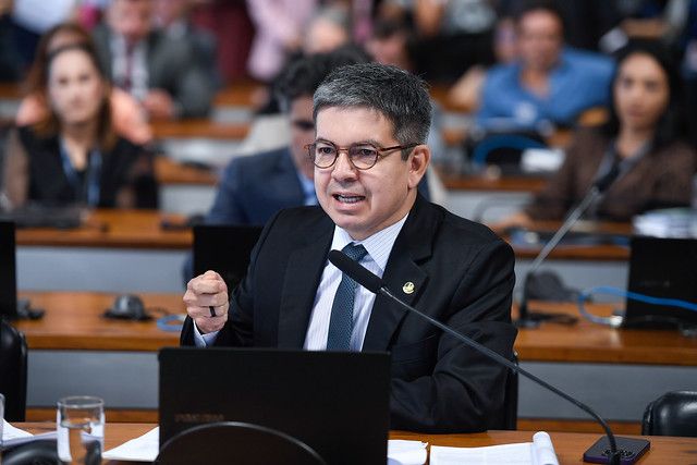 O líder do governo no Congresso, senador Randolfe Rodrigues | Edilson Rodrigues/Agência Senado