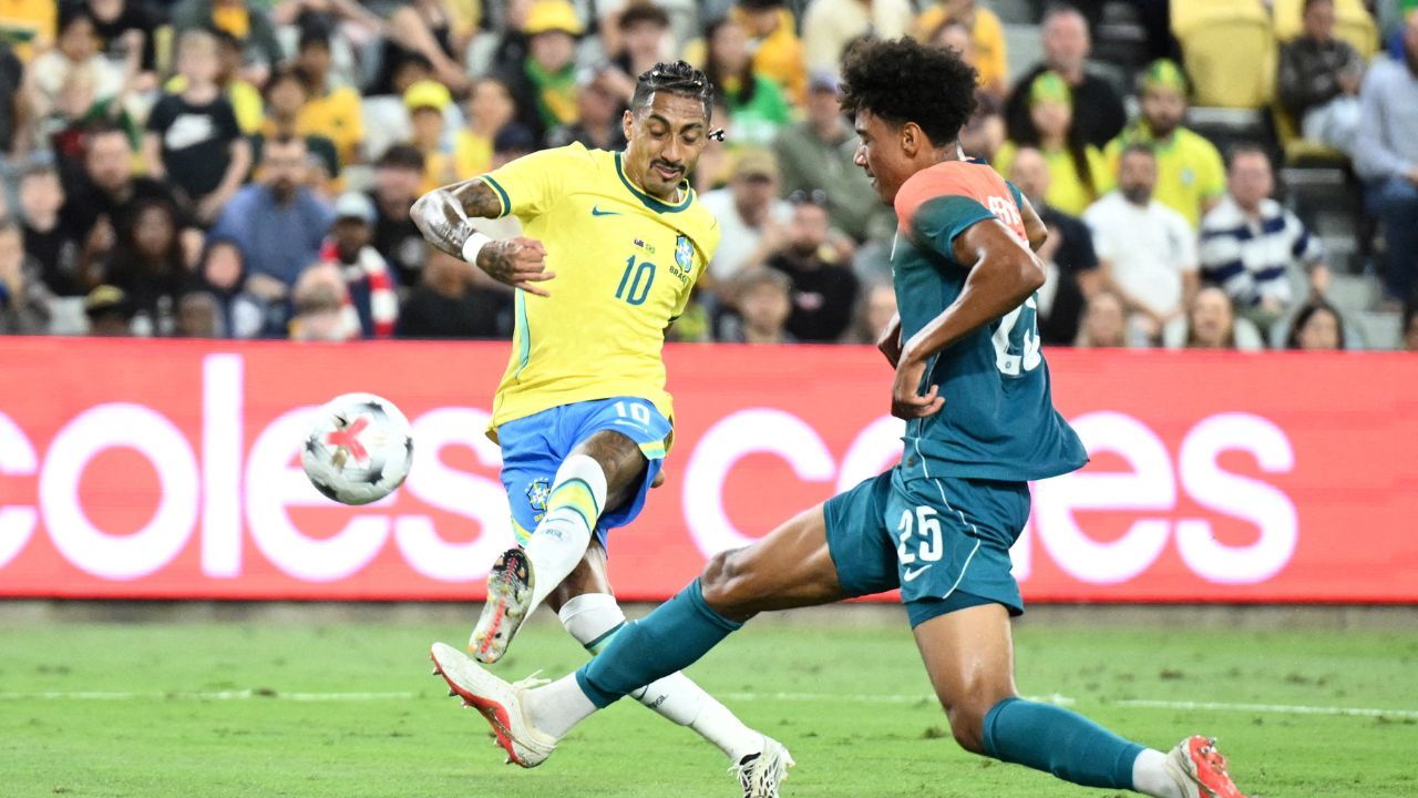 Raphinha em amistoso do Brasil contra Austrália. | MATT TAYLOR/AAP Imagem via REUTERS
