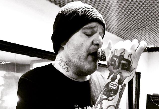 Reges Bolo, cantor de "me pirou o cabeção", morre aos 52 anos Reges Bolo, cantor de "me pirou o cabeção", morre aos 52 anos