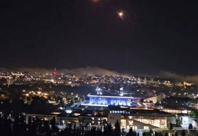 Rei da Jordânia alerta EUA sobre reação caso Israel ataque o Irã