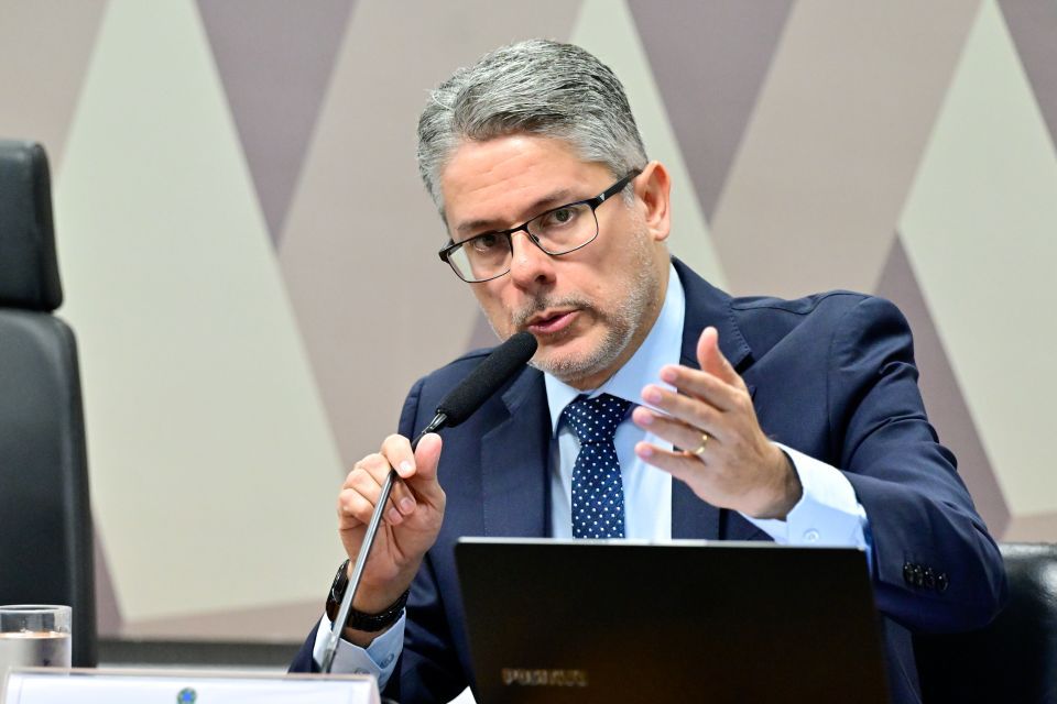 CPI do Crime Organizado apresenta relatório final com indiciamento de ministros do STF e PGR