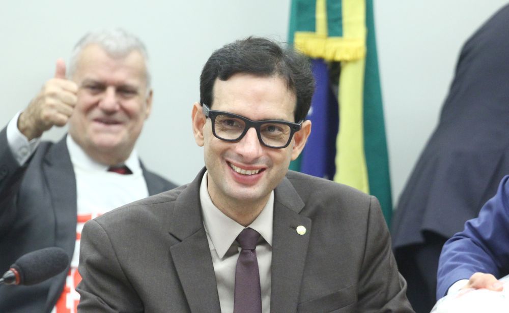 Quem defende a escala 4x3 vai votar na 5x2, diz Leo Prates