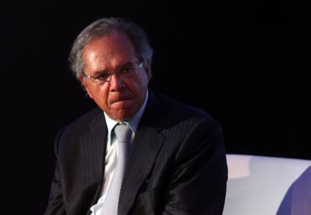 Renda Cidadã não será financiado com dinheiro de dívidas, diz Guedes
