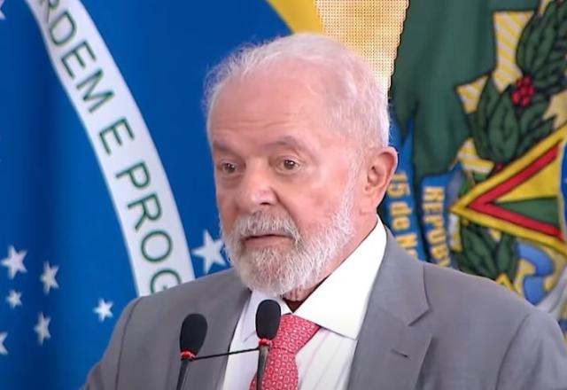 Lula assina plano de R$ 1 bilhão para apoiar pessoas em situação de rua Lula assina plano de R$ 1 bilhão para apoiar pessoas em situação de rua