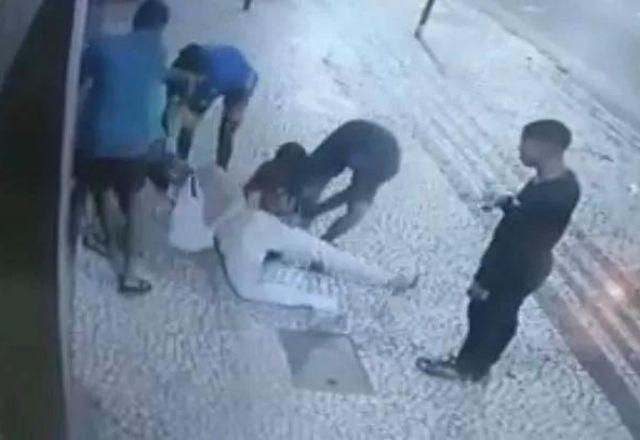 RJ intensifica policiamento em Copacabana para conter onda de crimes RJ intensifica policiamento em Copacabana para conter onda de crimes