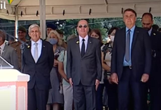 Bolsonaro participa de formatura de exército em Campinas e fala em novas trocas indicar nome para substituir atual presidente da Petrobras/ Reprodução TV Brasil