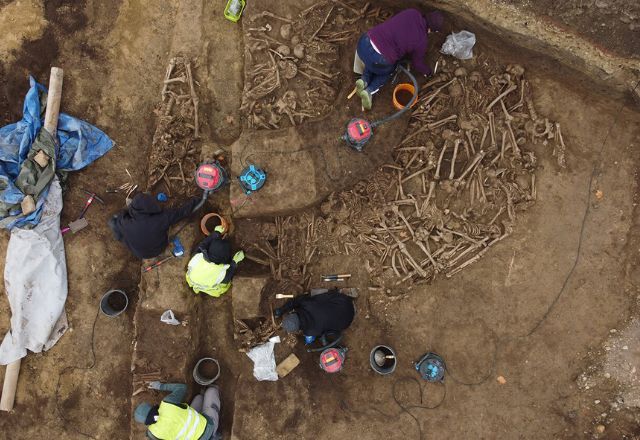 Vala comum com restos mortais de guerreiros do Império Romano é encontrada na Áustria