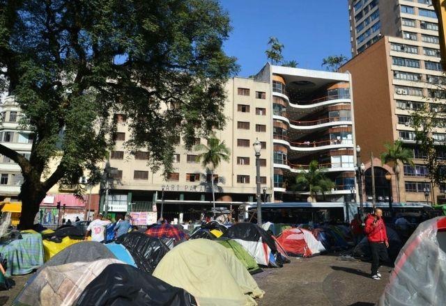 Retirada das barradas por parte dos fiscais municipais estava suspensa desde fevereiro | Agência Brasil