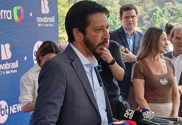 Ricardo Nunes (MDB) chega para debate do SBT | SBT