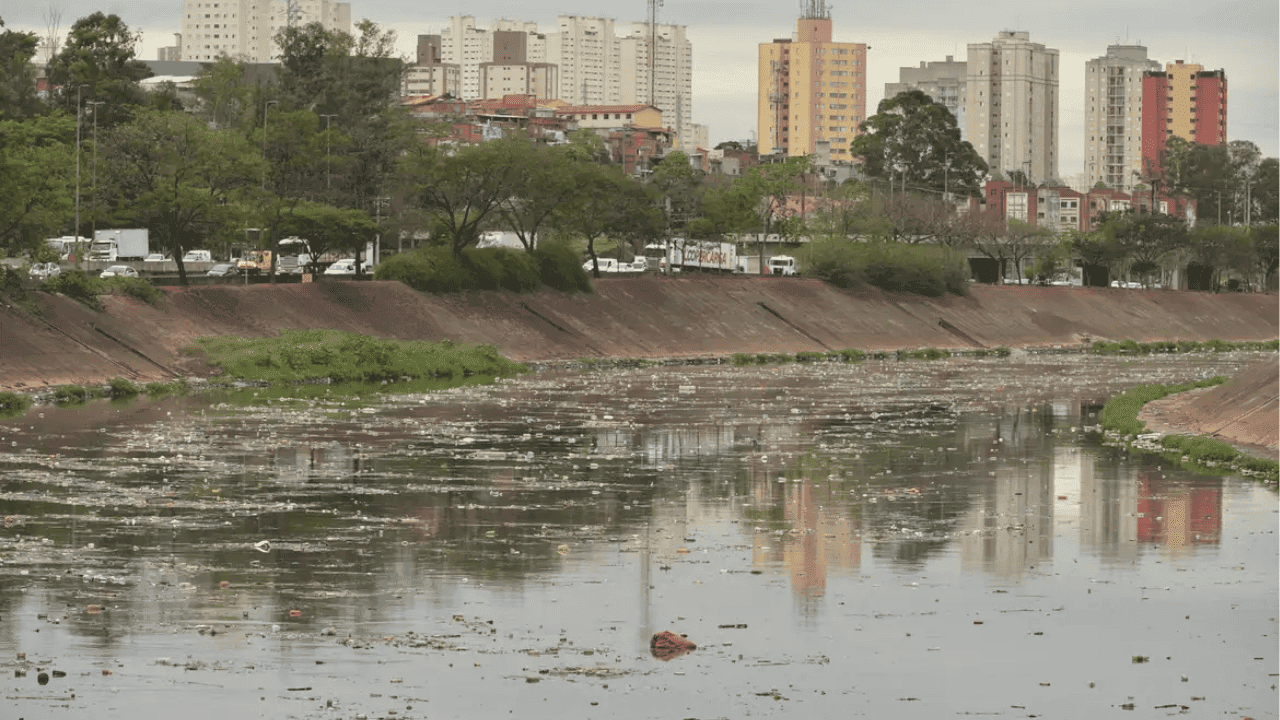 Imagem da notícia: Rio Tietê não tem mais nenhum trecho livre de poluição Imagem da notícia: Rio Tietê não tem mais nenhum trecho livre de poluição