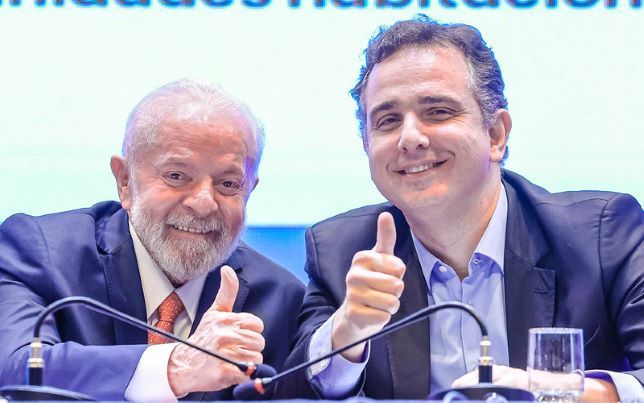Pacheco fala em “reconhecimento” aos que lutaram pela democracia