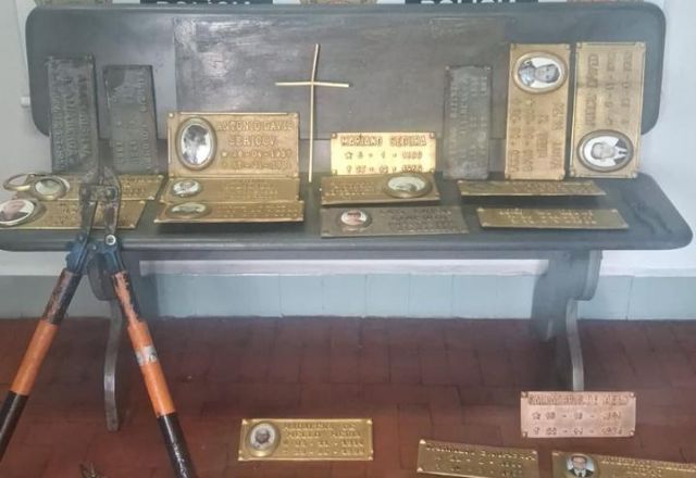 Objetos furtados de cemitério em São Bernardo do Campo | Foto: Polícia Civil