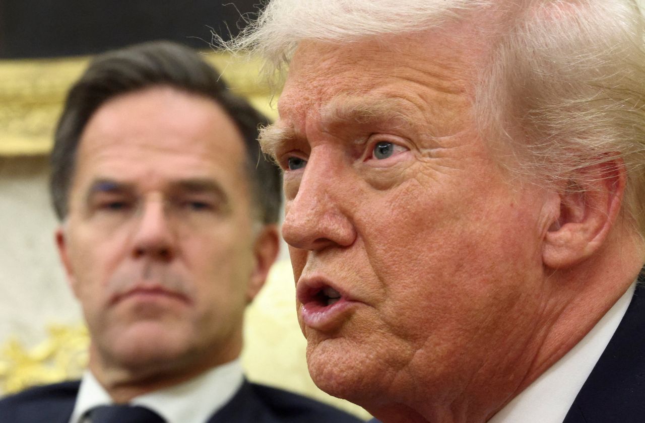 O presidente dos EUA, Donald Trump, e o secretário-geral da Otan, Mark Rutte, na Casa Branca | REUTERS/Kevin Lamarque