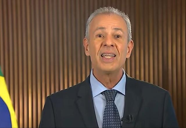 O ministro de Minas e Energia fala na rede nacional de rádio e TV (Reprodução/SBT)