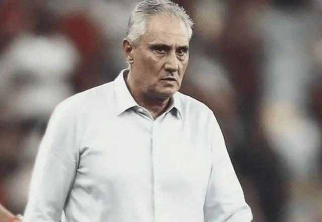 Tite decidiu pausar a carreira para cuidar da saúde mental e física, segundo seu filho, Matheus Bachi | Reprodução/Flamengo