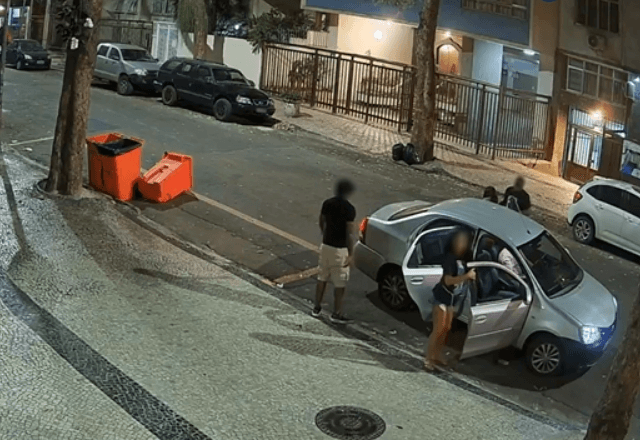 Vídeo mostra momento em que turista americano encontrado morto chega a hotel acompanhado no Rio | Gabriel.com