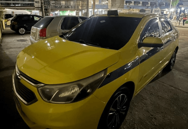 Passageira perdeu R$ 1,8 mil após taxista enganá-la | Reprodução