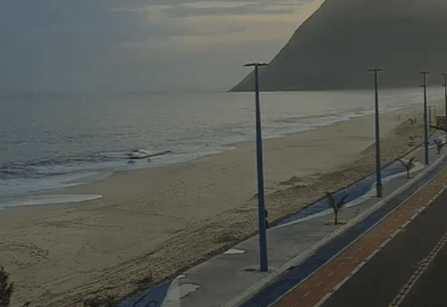 Câmera de segurança registra momento do pouso forçado | Prefeitura de Maricá