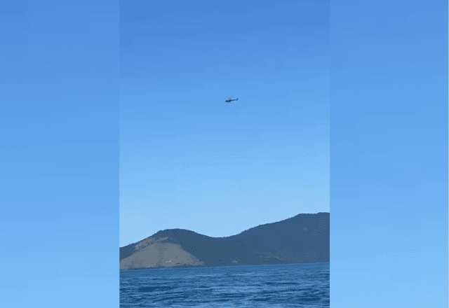 Embarcação naufraga com quatro tripulantes em Mangaratiba, no Rio de Janeiro