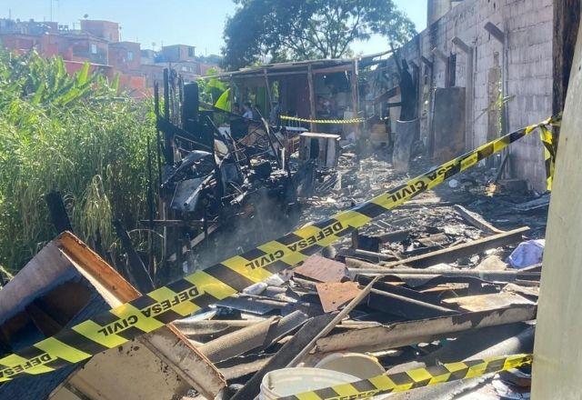 Uma desavença entre casal teria provocado o incêndio na comunidade | Amanda Campos/SBT News