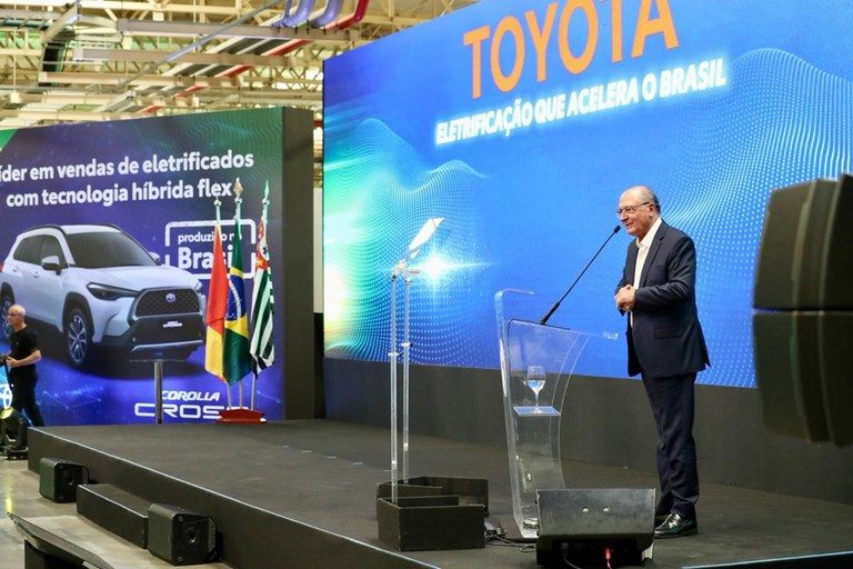 Toyota irá investir R$11 bilhões no Brasil até 2030 Toyota irá investir R$11 bilhões no Brasil até 2030