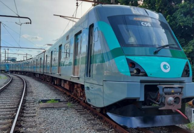 SP: Linha-9 Esmeralda apresenta problemas pelo segundo dia seguido (Divulgação)