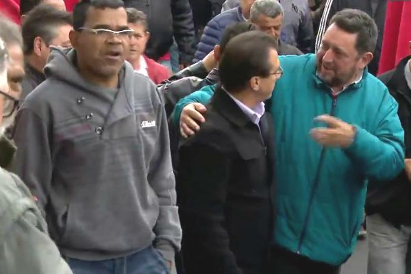 SP: candidatos ao governo vão às ruas no interior e pelo ABC SP: candidatos ao governo vão às ruas no interior e pelo ABC