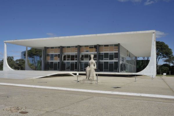 STF tem três votos para permitir laqueadura e vasectomia a maiores de 18 anos