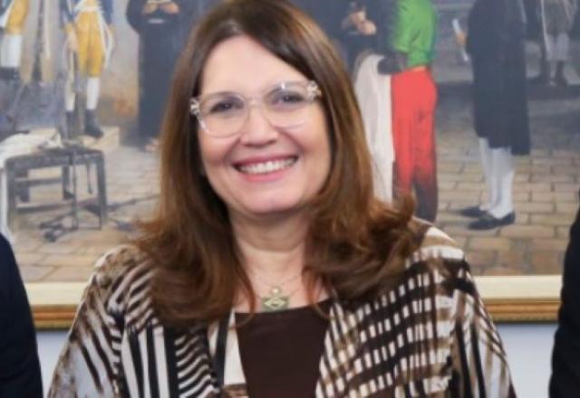 STF determina abertura de inquérito contra Bia Kicis por racismo