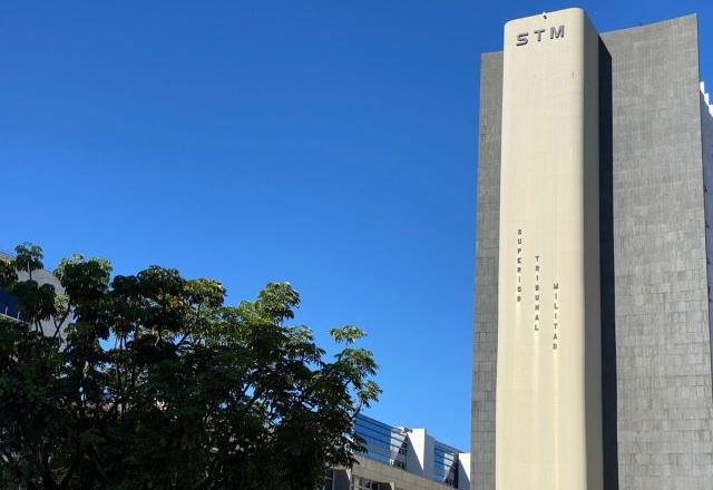 163 militares ganham cargo sem prazo definido no STM 163 militares ganham cargo sem prazo definido no STM