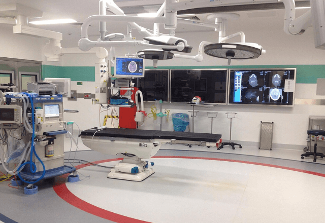Sala de radiologia intervencionista em Hospital Canberra, nos EUA | Wiki/Reprodução
